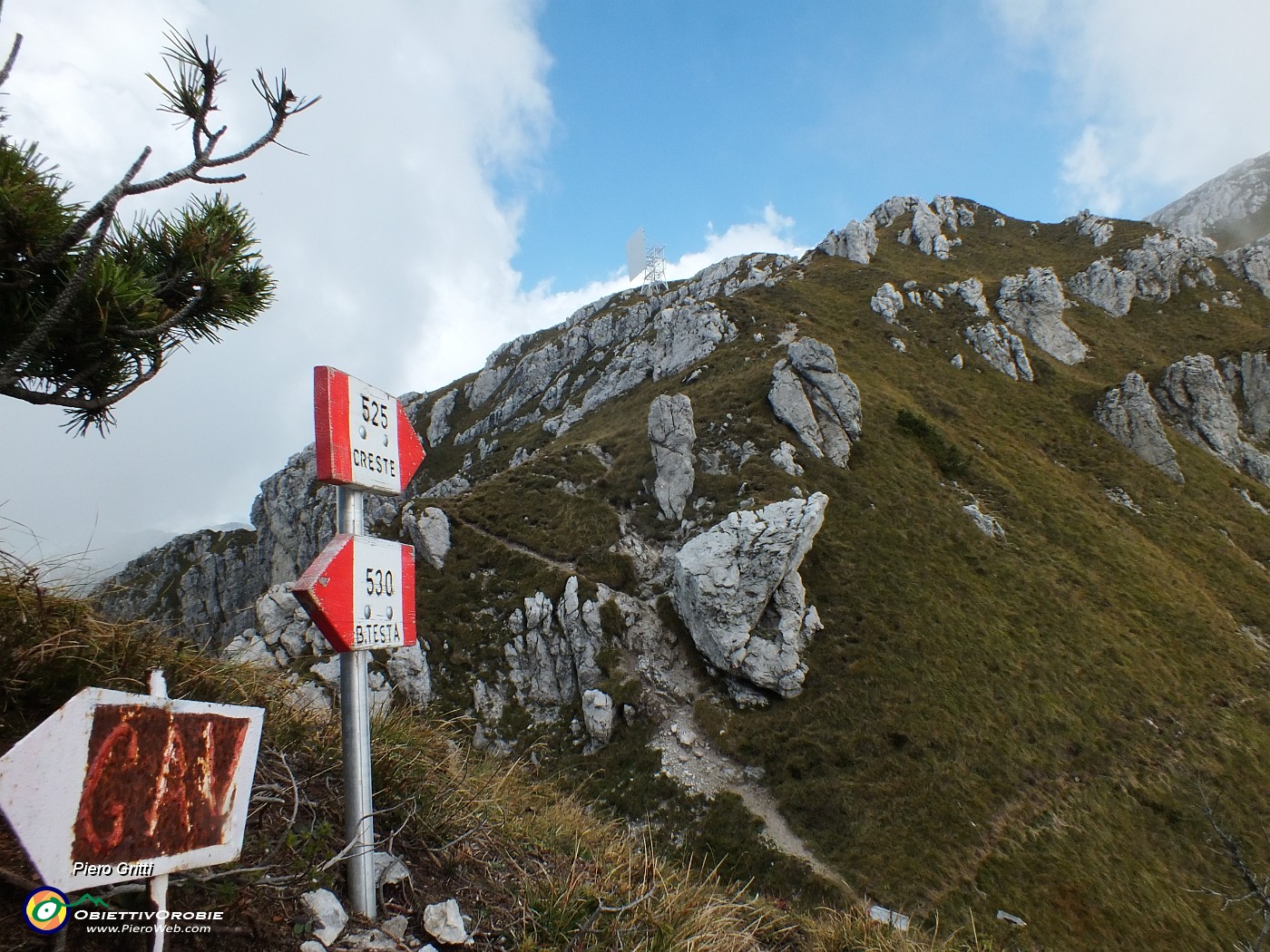 59 Scendendo da Cima di Campelli vista in Alben.JPG